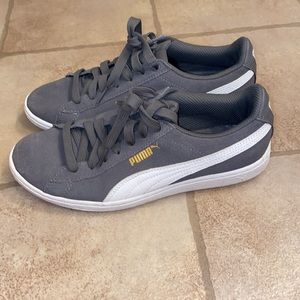 Puma tennis shoes